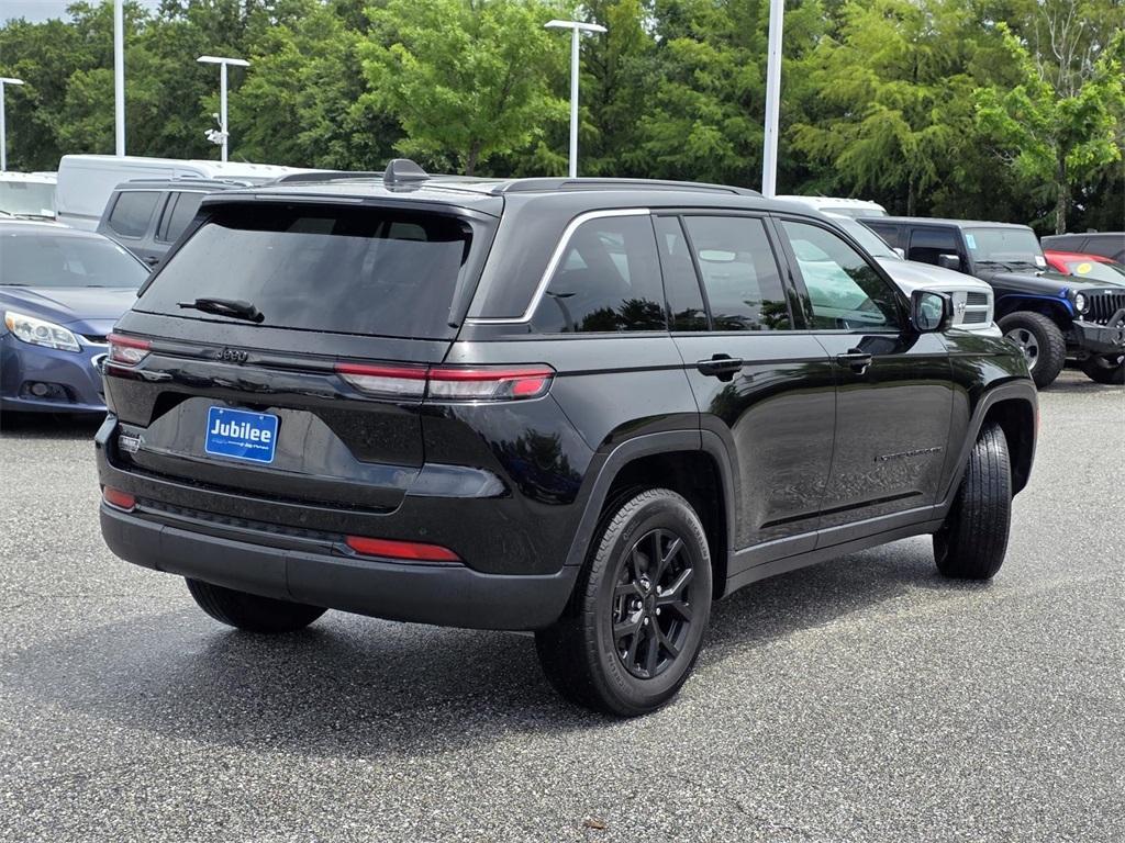 used 2024 Jeep Grand Cherokee car, priced at $32,808