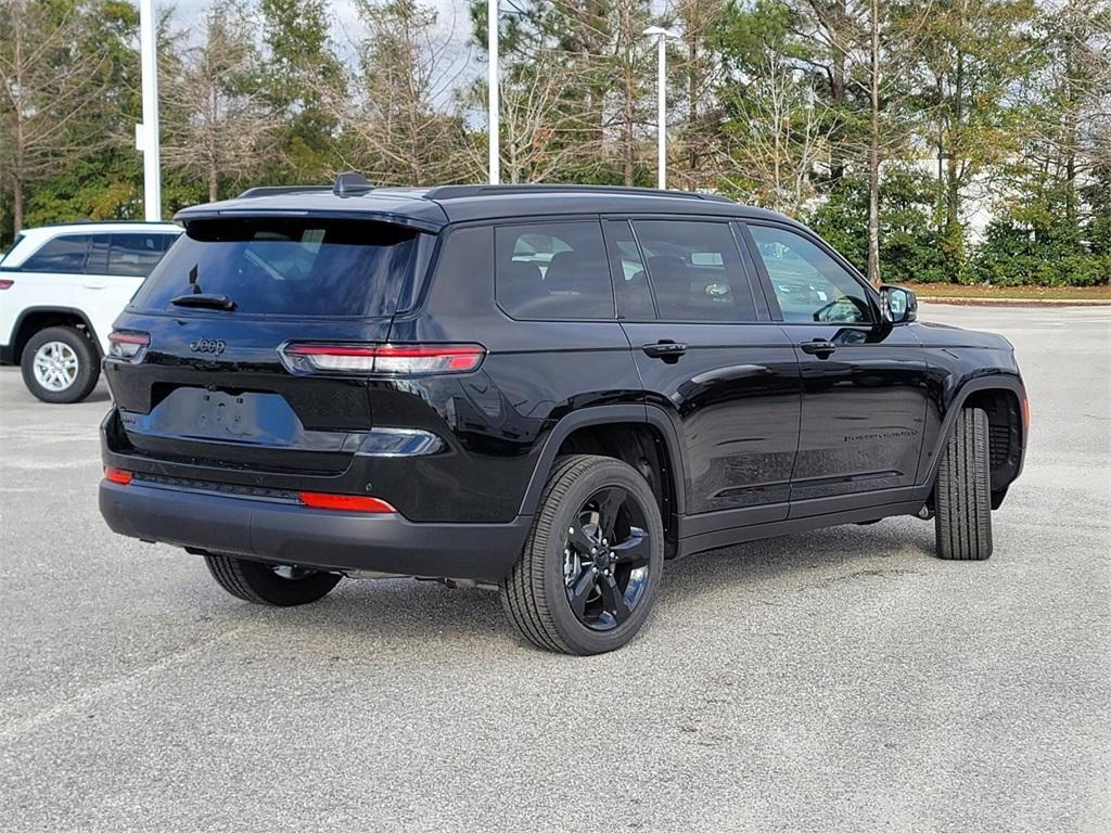 new 2025 Jeep Grand Cherokee L car, priced at $43,000