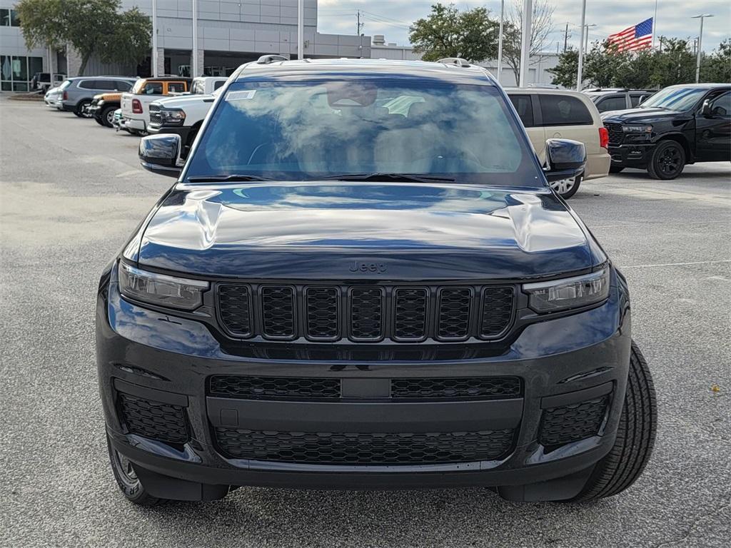 new 2025 Jeep Grand Cherokee L car, priced at $43,000