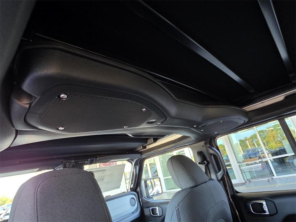 new 2026 Jeep Wrangler car, priced at $48,750