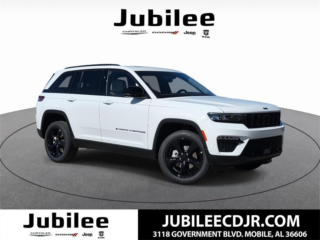 new 2025 Jeep Grand Cherokee car, priced at $41,386