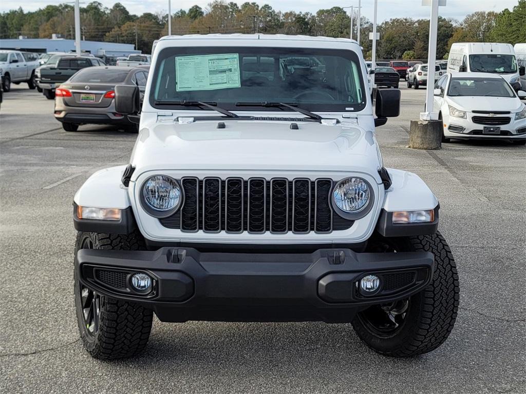 new 2025 Jeep Gladiator car, priced at $42,490