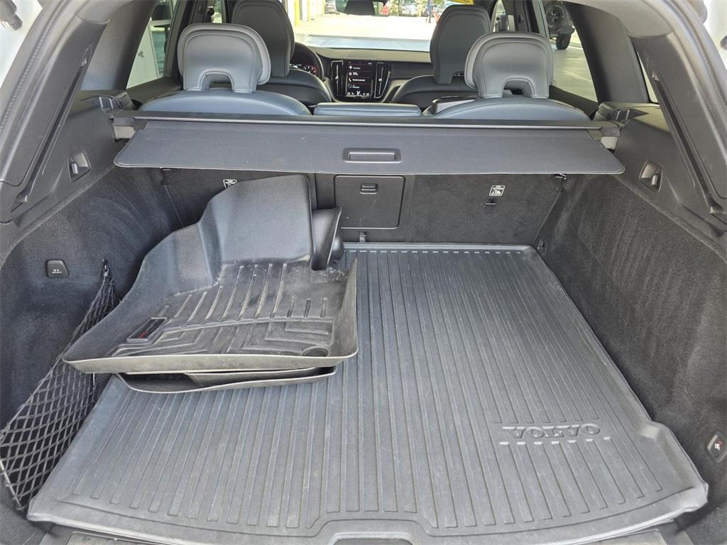 used 2020 Volvo XC60 car, priced at $21,808