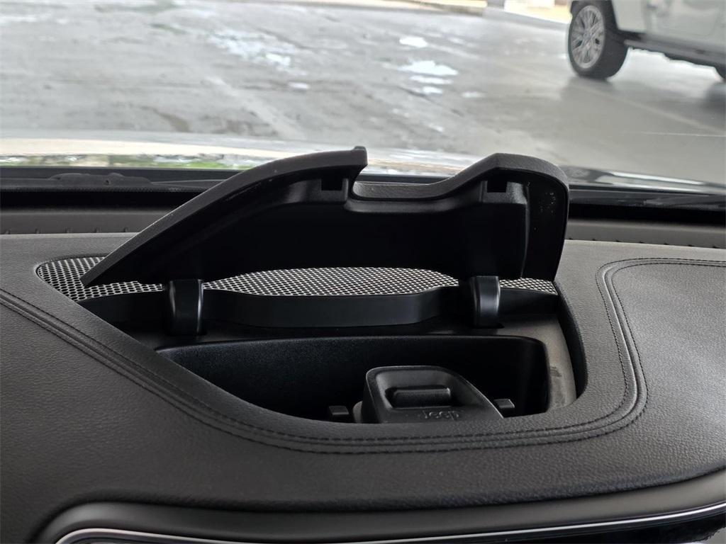 used 2019 Jeep Cherokee car, priced at $14,815