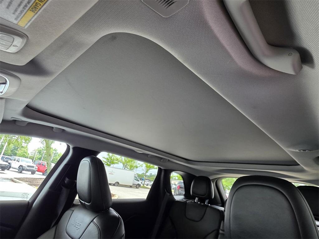 used 2019 Jeep Cherokee car, priced at $14,815