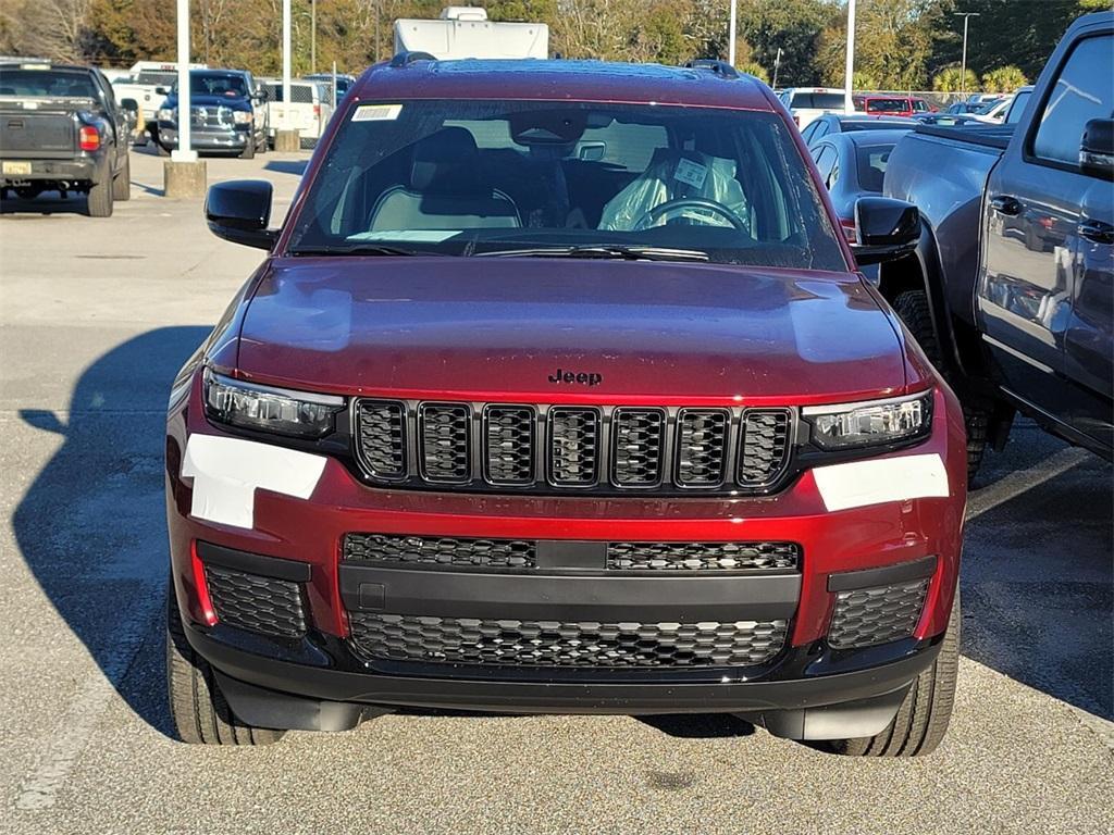 new 2025 Jeep Grand Cherokee L car, priced at $44,000