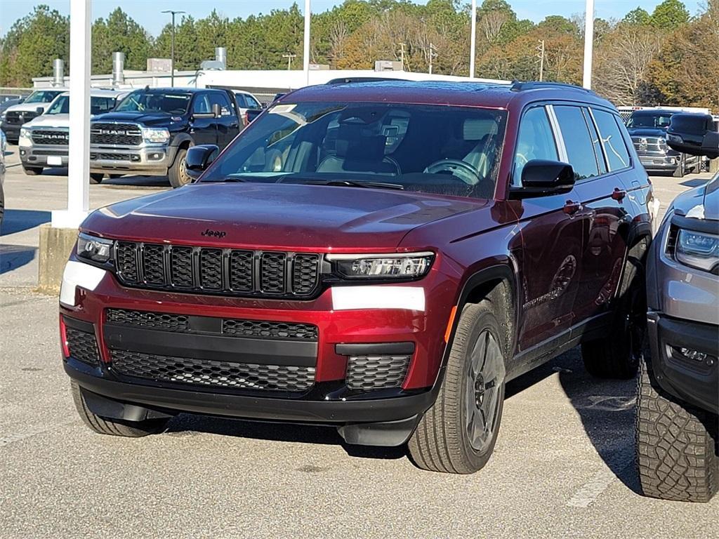 new 2025 Jeep Grand Cherokee L car, priced at $44,000