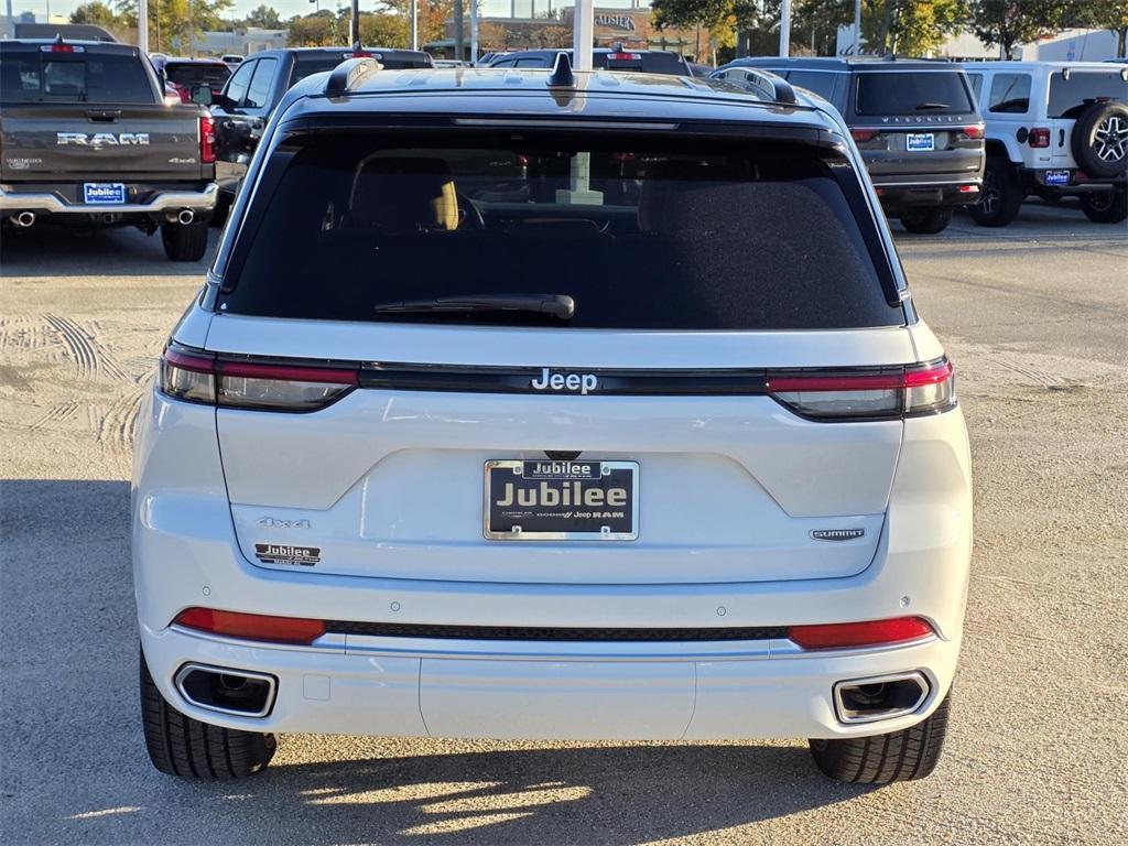 new 2025 Jeep Grand Cherokee car, priced at $56,282