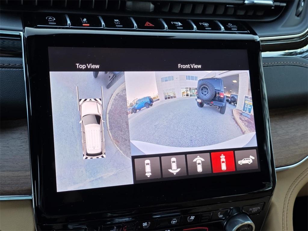 new 2025 Jeep Grand Cherokee car, priced at $56,282