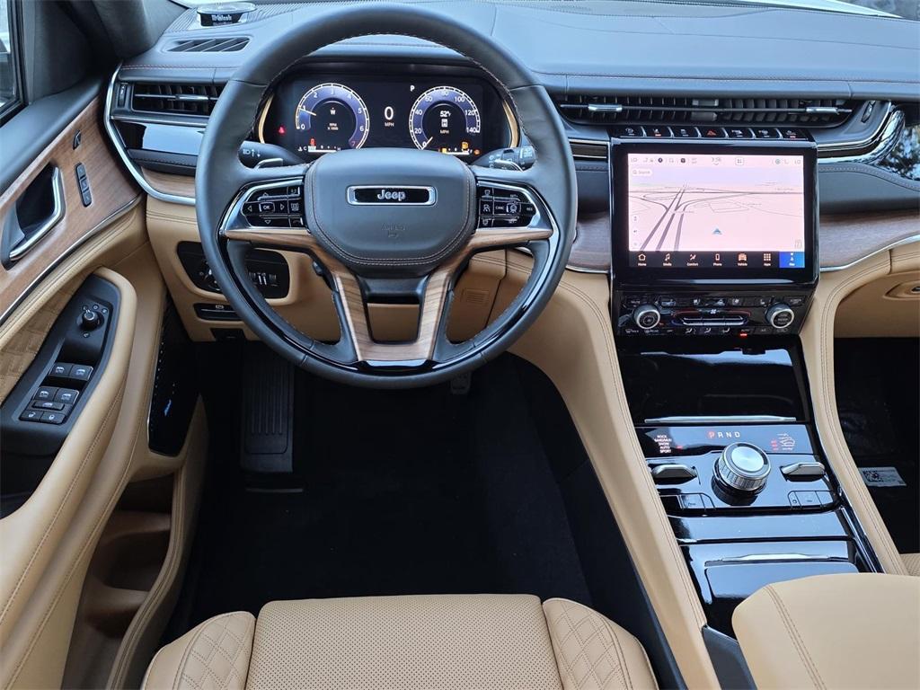 new 2025 Jeep Grand Cherokee car, priced at $56,282