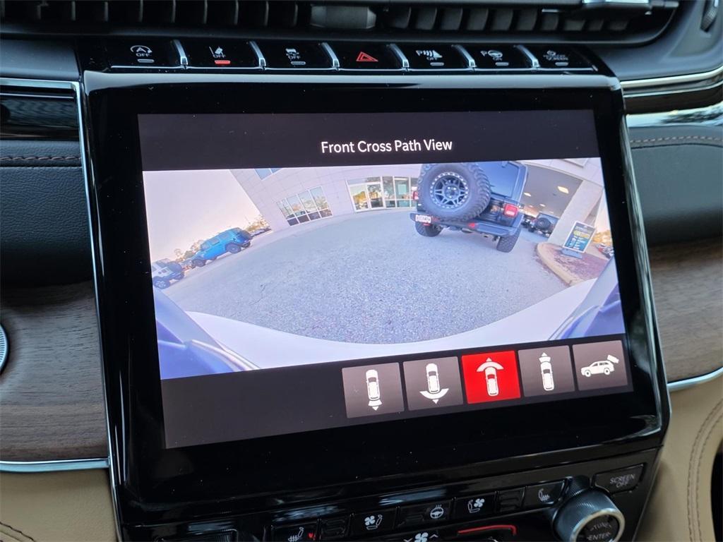 new 2025 Jeep Grand Cherokee car, priced at $56,282