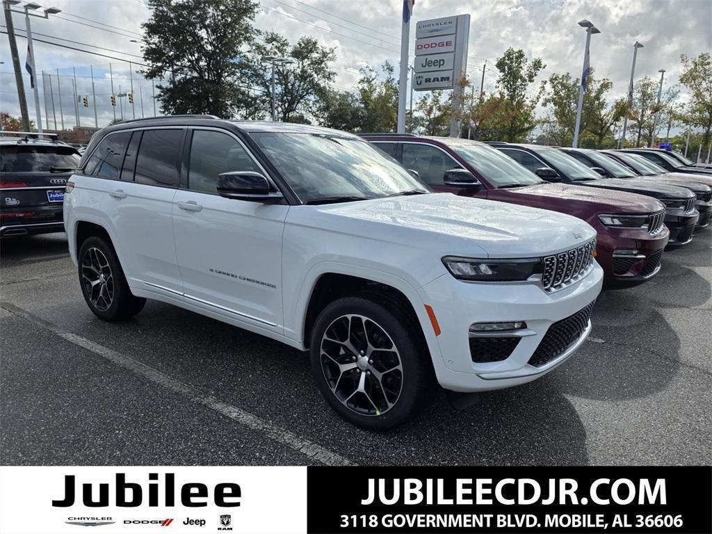 new 2025 Jeep Grand Cherokee car, priced at $53,680