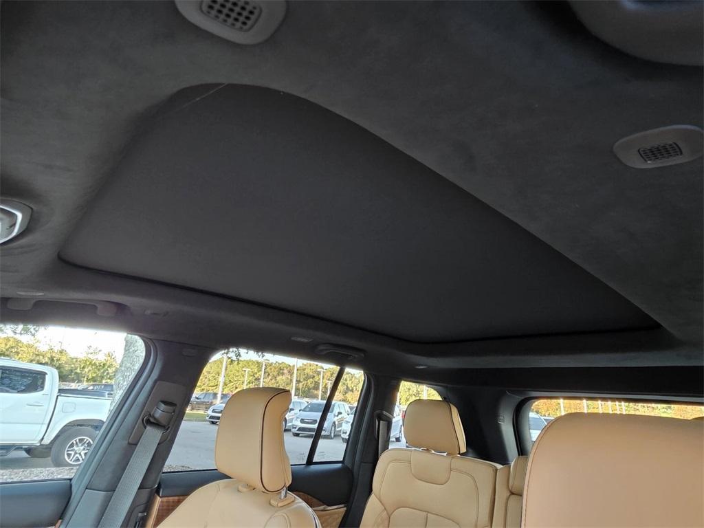 new 2025 Jeep Grand Cherokee car, priced at $56,282