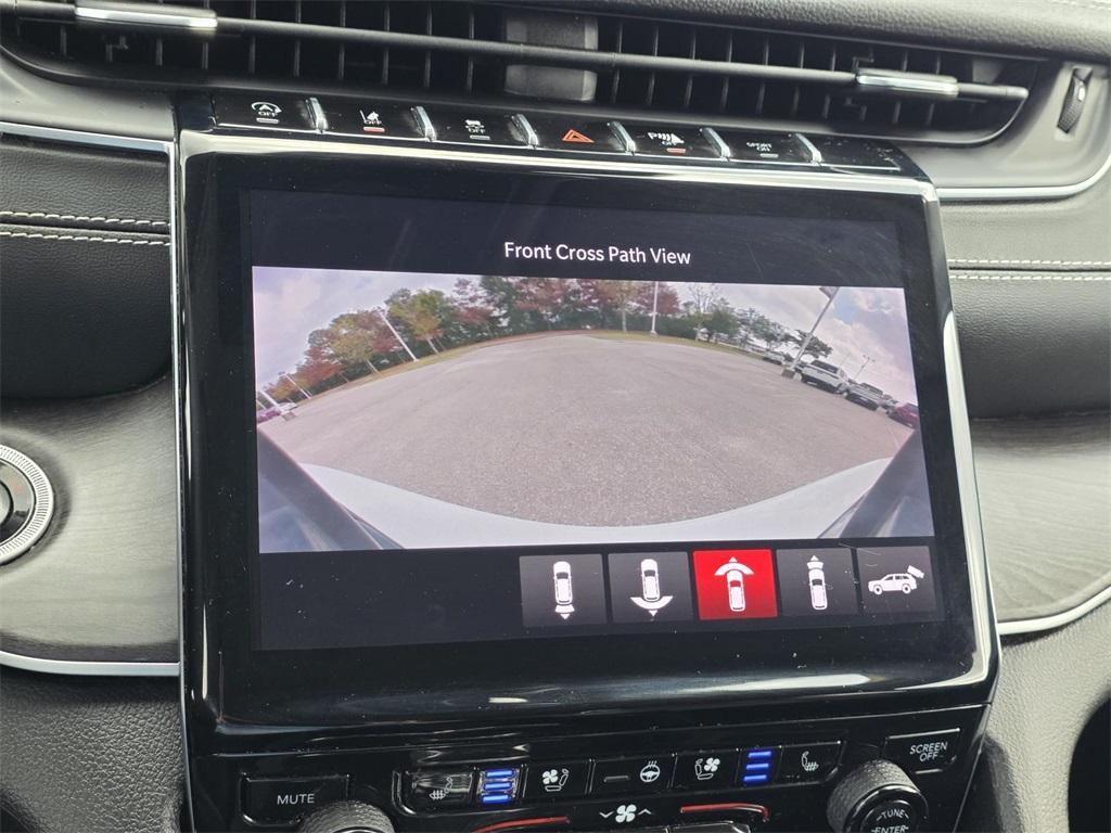 used 2023 Jeep Grand Cherokee car, priced at $30,349