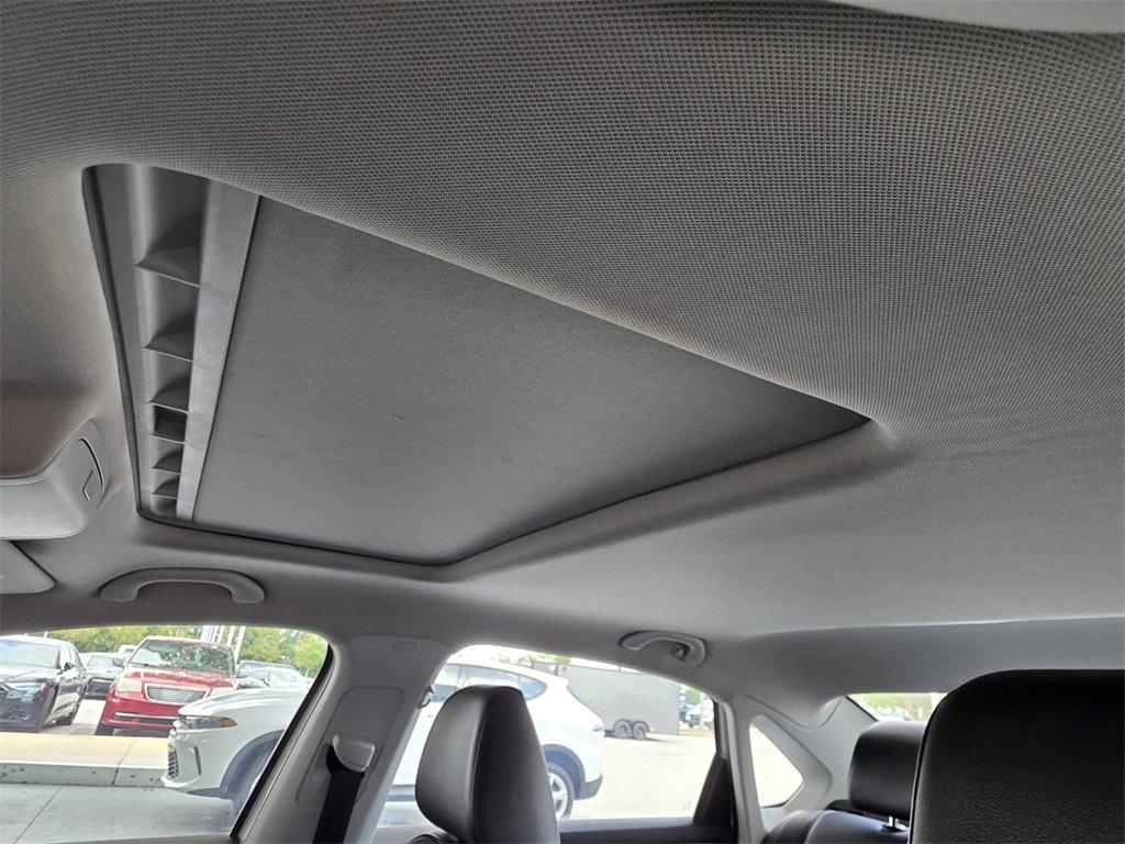 used 2022 Volkswagen Passat car, priced at $19,877
