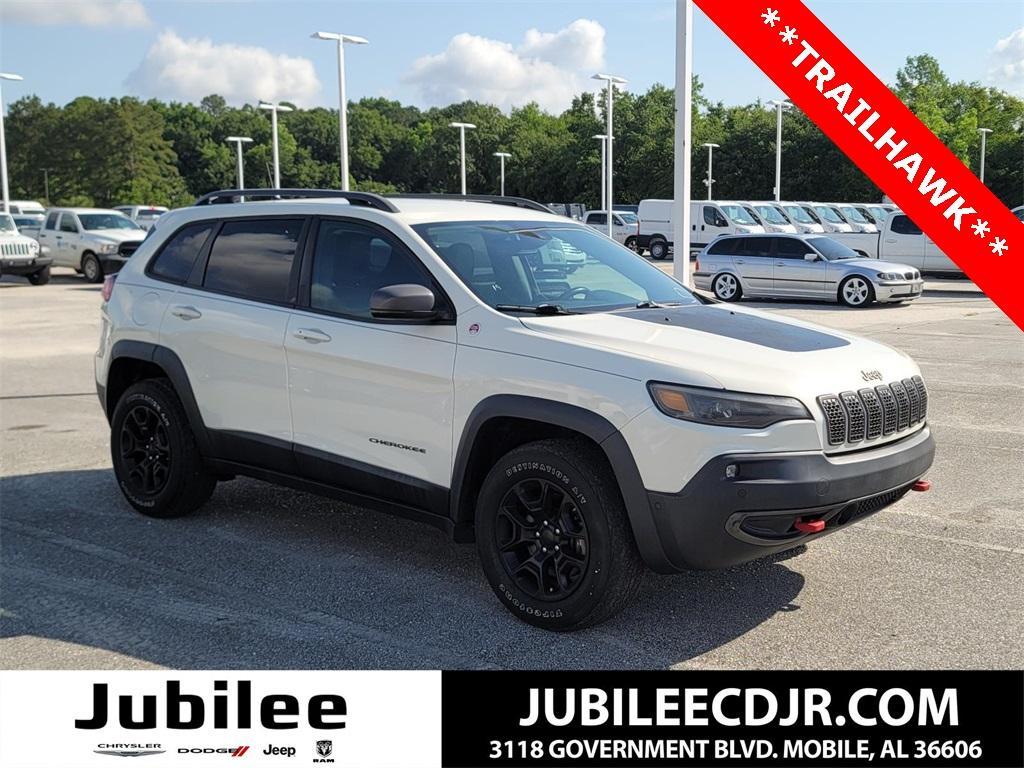 used 2019 Jeep Cherokee car, priced at $16,814
