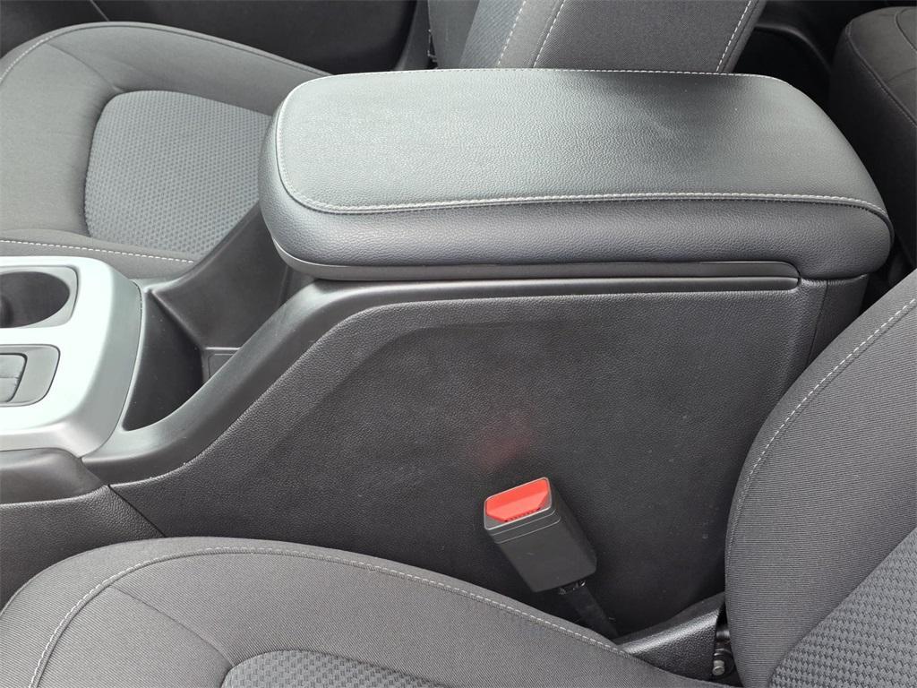 used 2022 Chevrolet Colorado car, priced at $27,977