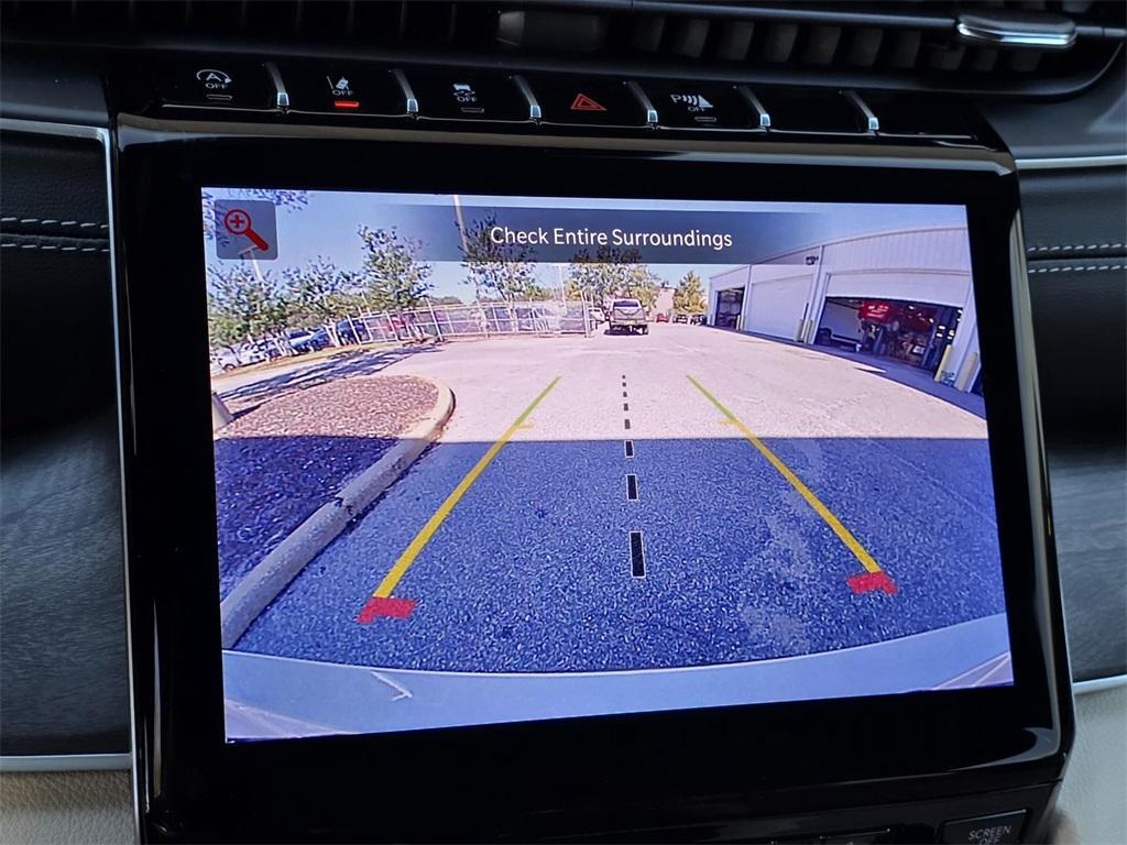 new 2025 Jeep Grand Cherokee L car, priced at $44,100