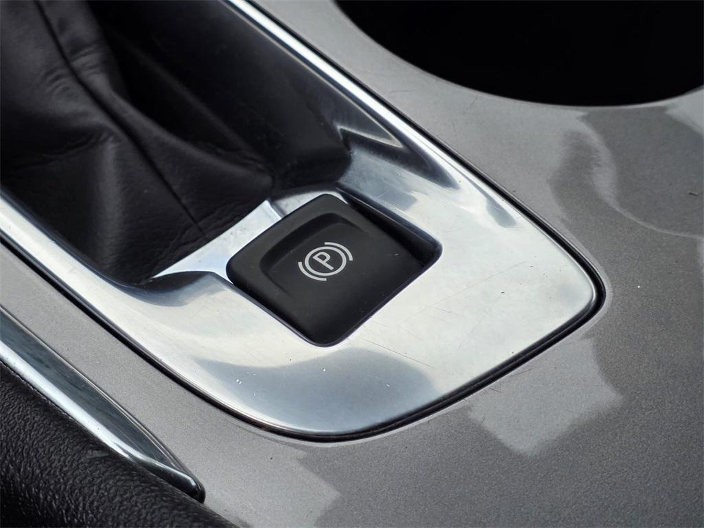 used 2023 Chevrolet Malibu car, priced at $18,977