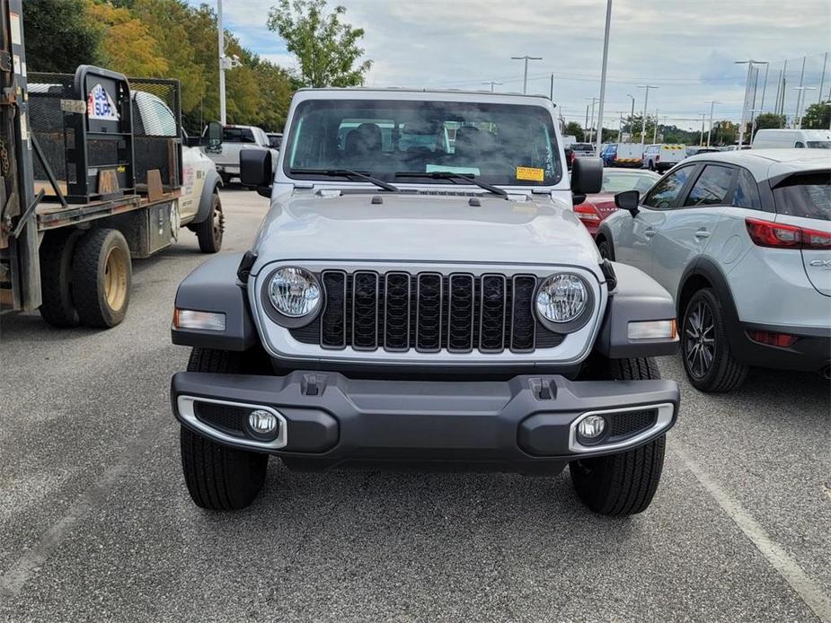 new 2024 Jeep Gladiator car, priced at $38,500