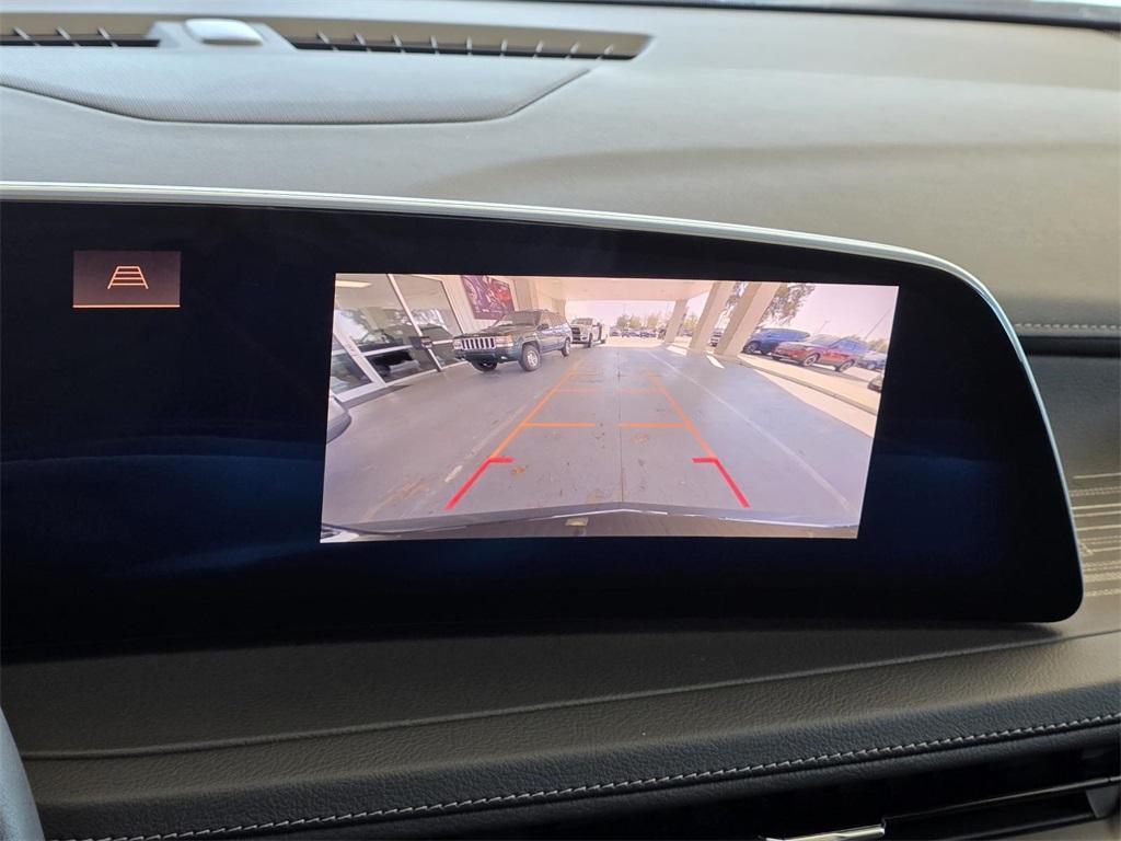 used 2024 Cadillac XT4 car, priced at $40,977