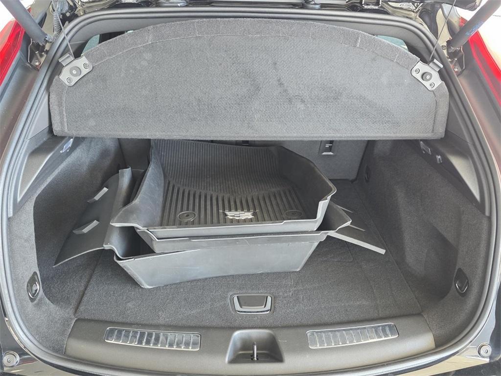 used 2024 Cadillac XT4 car, priced at $40,977