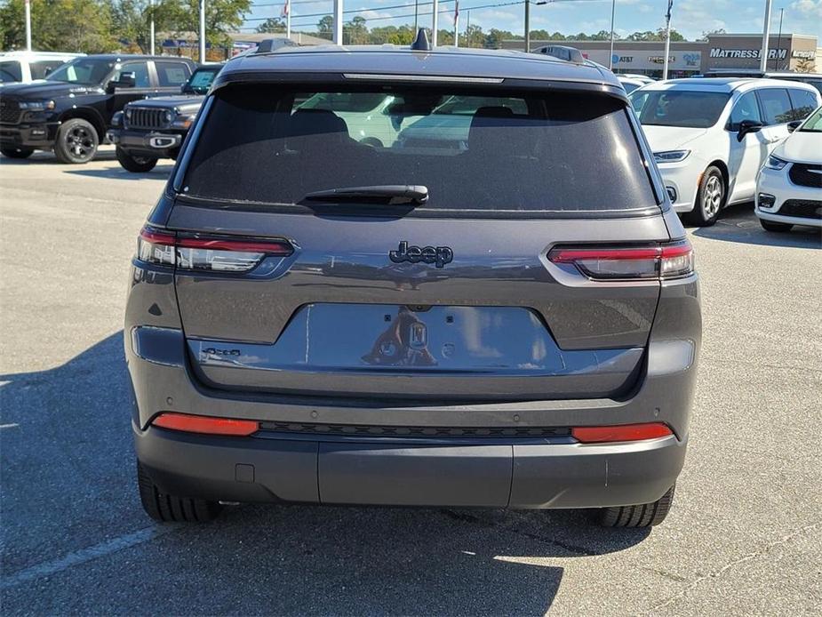 new 2025 Jeep Grand Cherokee L car, priced at $43,911