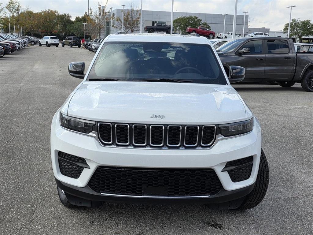 new 2025 Jeep Grand Cherokee car, priced at $35,563