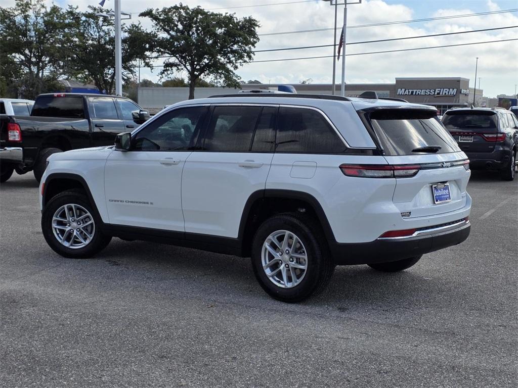 new 2025 Jeep Grand Cherokee car, priced at $35,563