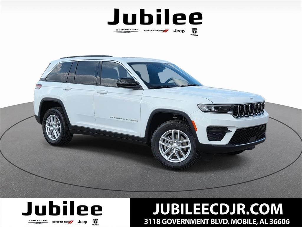 new 2025 Jeep Grand Cherokee car, priced at $35,563