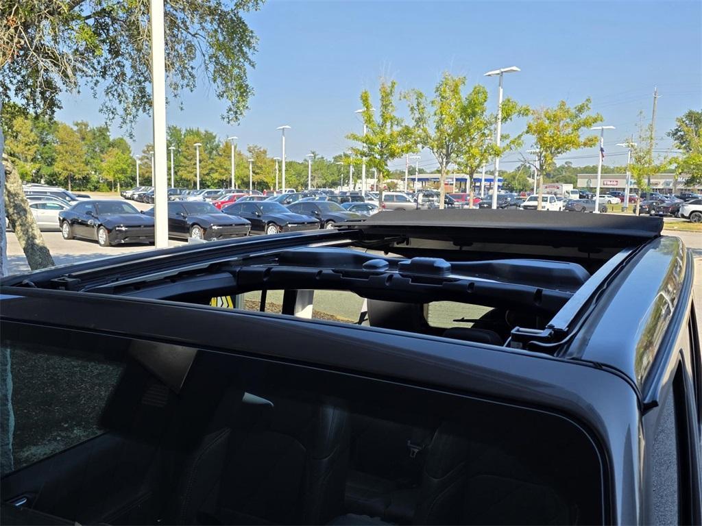 new 2025 Jeep Wrangler car, priced at $60,116