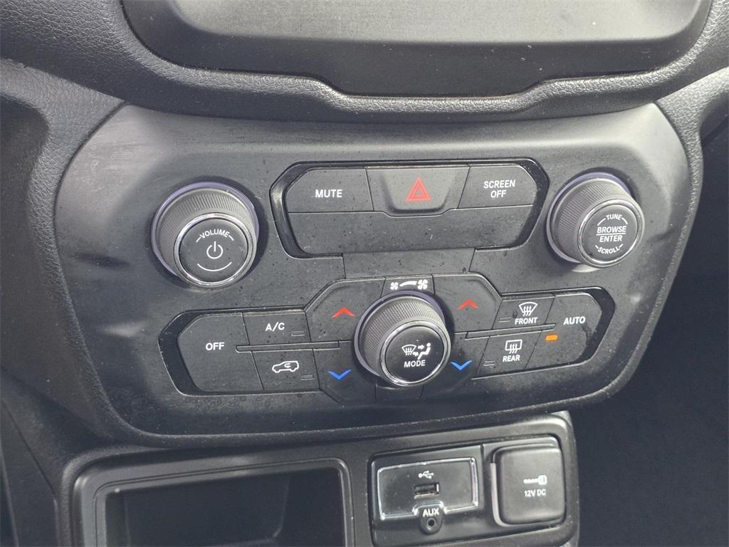 used 2020 Jeep Renegade car, priced at $14,977