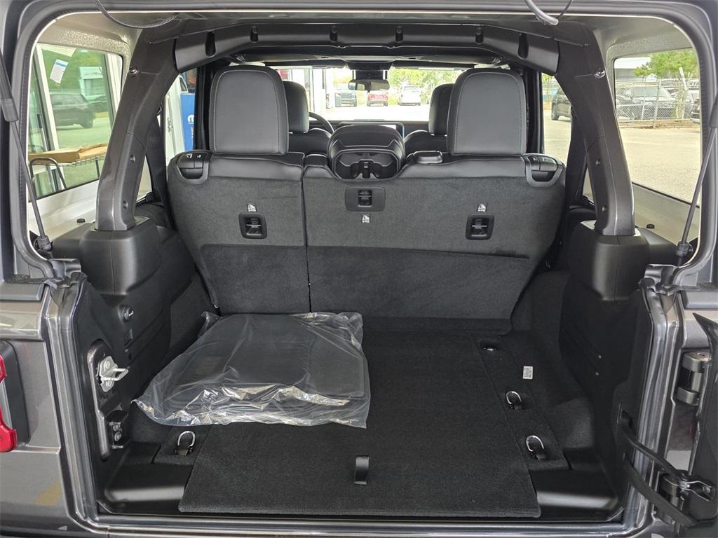 new 2025 Jeep Wrangler car, priced at $58,362