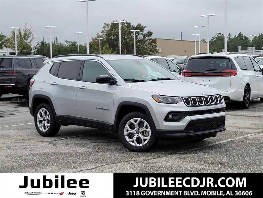 new 2025 Jeep Compass car, priced at $29,360