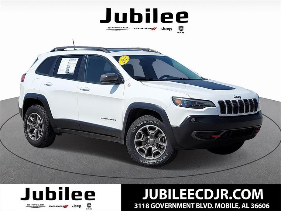 used 2021 Jeep Cherokee car, priced at $21,900