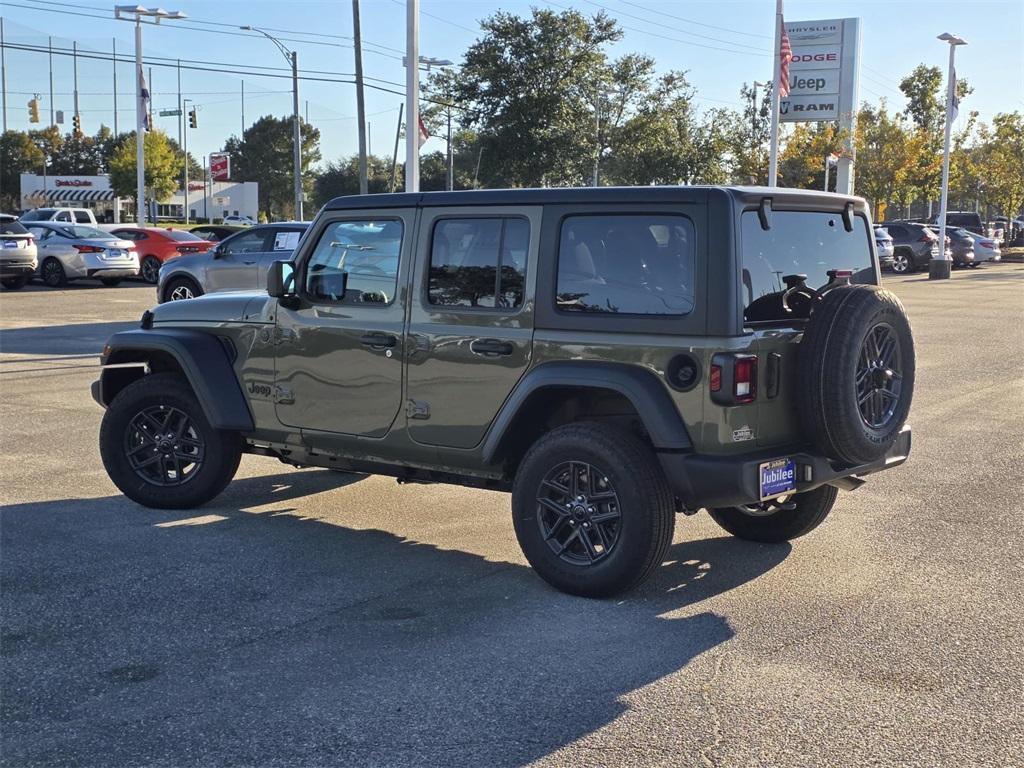 new 2026 Jeep Wrangler car, priced at $43,074