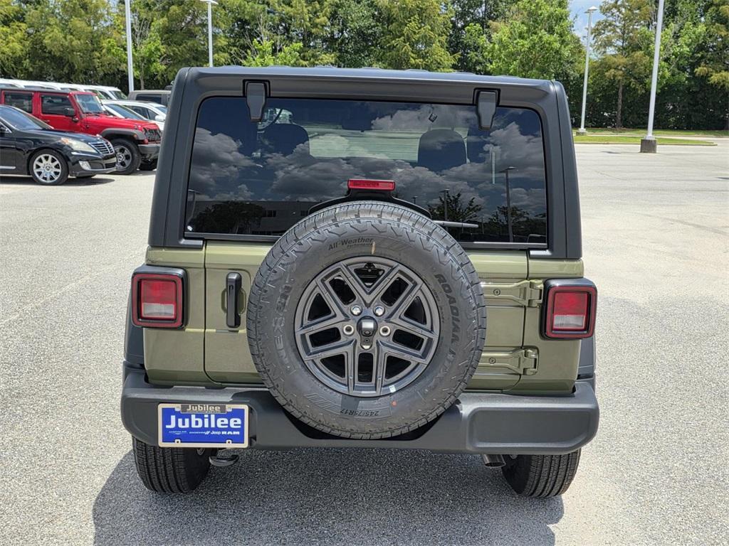 new 2025 Jeep Wrangler car, priced at $38,250