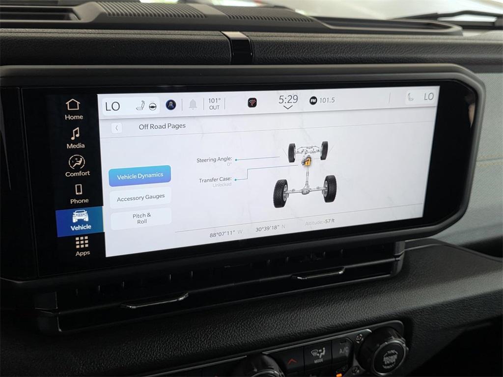 new 2025 Jeep Wrangler car, priced at $38,250