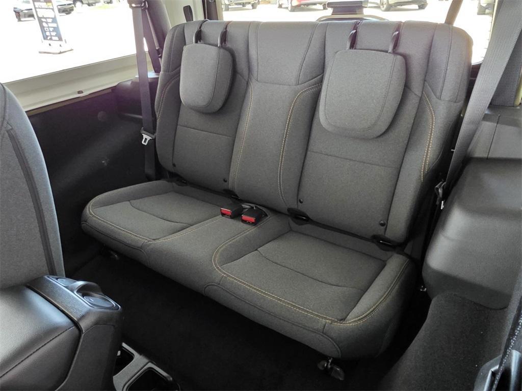 new 2025 Jeep Wrangler car, priced at $38,250