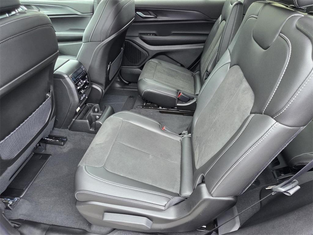 new 2025 Jeep Grand Cherokee L car, priced at $43,750