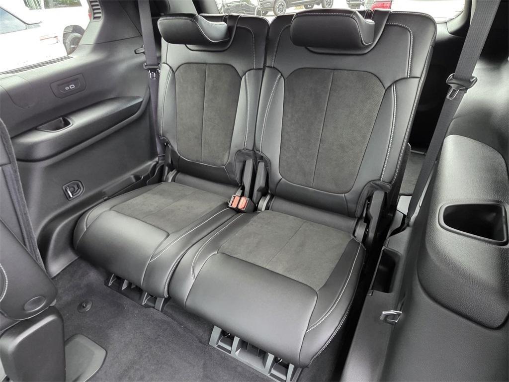 new 2025 Jeep Grand Cherokee L car, priced at $43,750