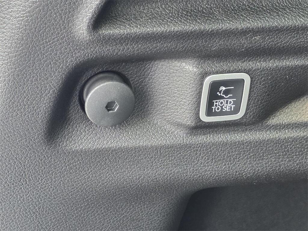 new 2025 Jeep Grand Cherokee L car, priced at $43,750