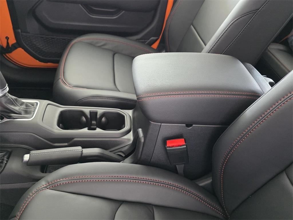 new 2025 Jeep Wrangler car, priced at $51,632