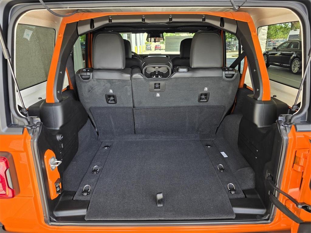 new 2025 Jeep Wrangler car, priced at $51,632