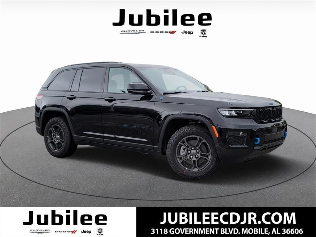 new 2025 Jeep Grand Cherokee 4xe car, priced at $59,999