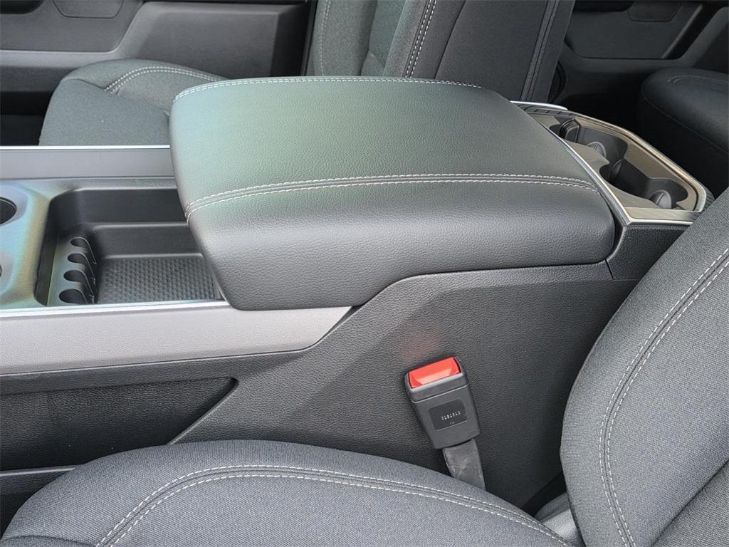 new 2025 Ram 1500 car, priced at $47,086