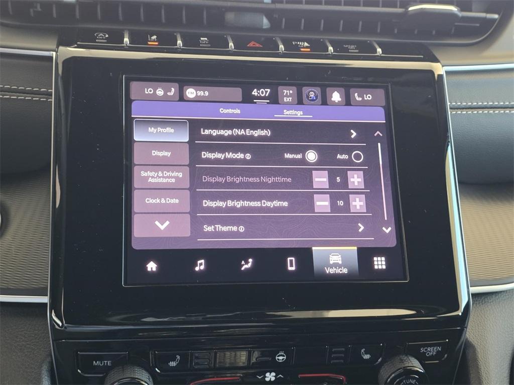 new 2025 Jeep Grand Cherokee L car, priced at $51,370