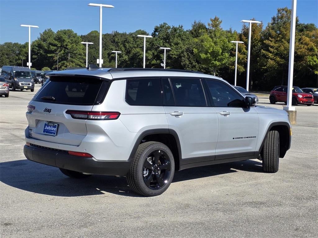 new 2025 Jeep Grand Cherokee L car, priced at $51,370
