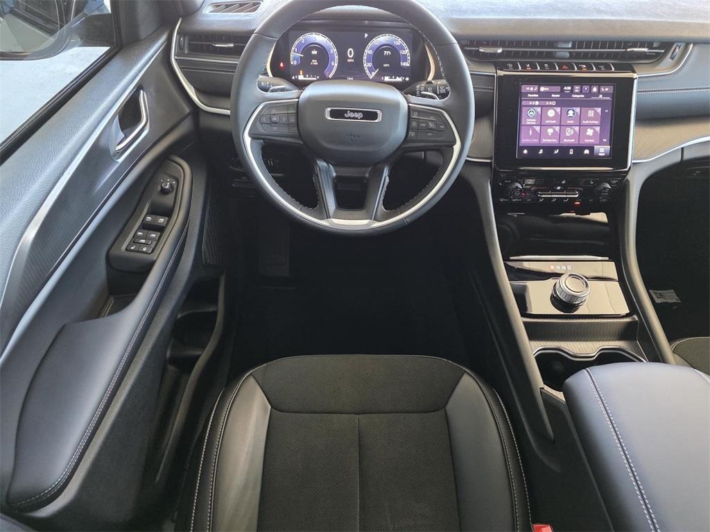 new 2025 Jeep Grand Cherokee L car, priced at $51,370