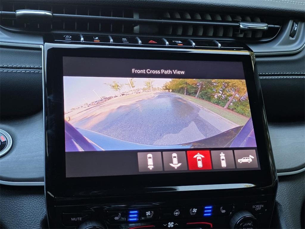 new 2025 Jeep Grand Cherokee car, priced at $52,905